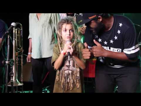 Likko Zion meets Monkey Jhayam / Sesc Santos