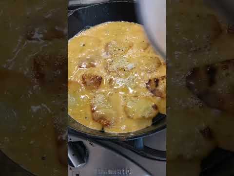 Mâncare rapidă cu ouă și cartofi crocanți - Hai să gătim