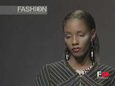 Fashion Show "Raffaella Curiel" Haute Couture Women Spring Summer 2003 Rome 2 of 7