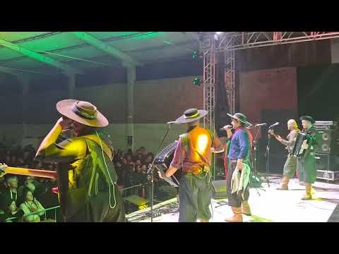 GRUPO CAMPEIRISMO E JOÃO LUIZ CORRÊA -  35° FECOBAT SÃO VICENTE DO SUL/RS