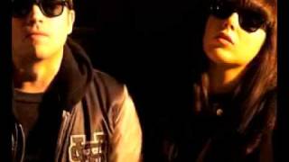 Sleigh Bells - Run The Heart (Instrumental version)