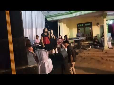 Dewi Lestari Jangan Ngetngetan Thonata..