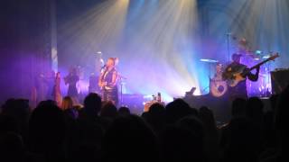 Xavier Rudd &amp; The United Nations - While I&#39;m gone (Live in Sherbrooke)