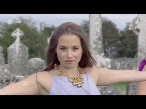 Celtic Woman Oonagh Tir Na Nog Santiano in Irland