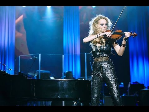 Violinist Caroline Campbell - "Skyfall" LIVE!