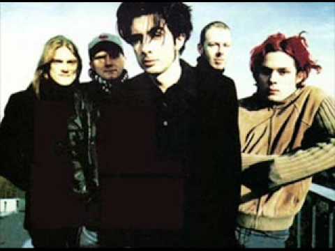 Evil Superstars - Oh girl