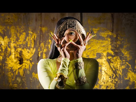 Canti - Jingga (Official Lyric Video)