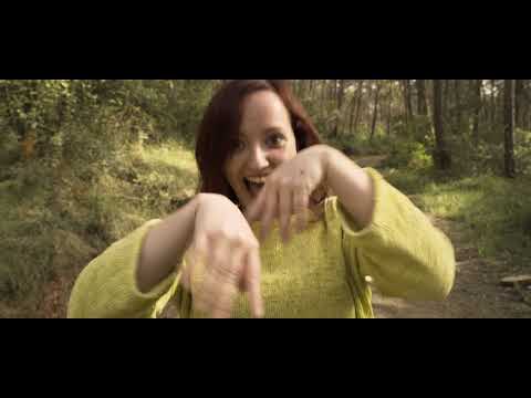 Strombers - Que bien estoy contigo (SimpleClip Oficial)