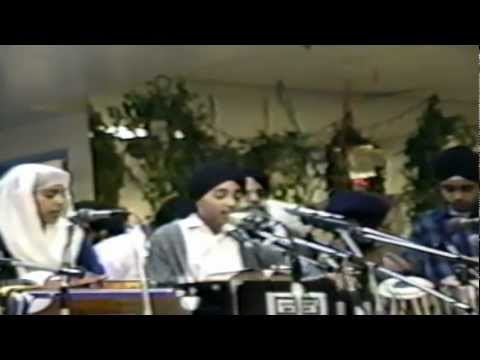 Bhai Talvinder Singh Jee - Toronto Raensabaayee Keertan 31 December 1993