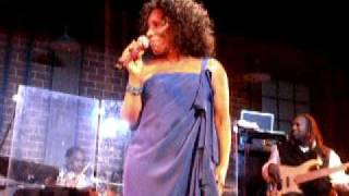 Stephanie Mills &quot;I Feel Good All Over&quot; Simply Amazing!!!