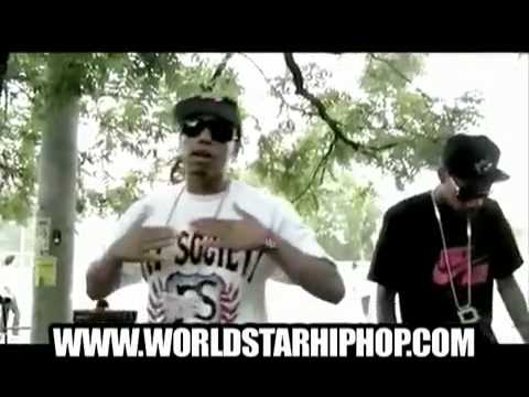 Wiz Khalifa Feat. Boogz Boogetz - Favorite Show