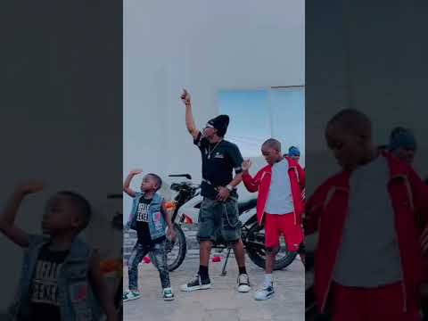 chino kidd ft Rich mavoko- Mwakitale (video dance) by Dady bway and Dee uwezo