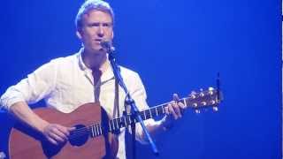 Teddy Thompson - Turning the gun on myself @ Paris, Folies Bergère 2012 | by Isatagada