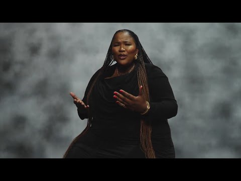 Puleng Phoofolo - Mama (Official Music Video)