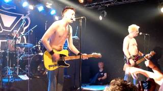 Toy Dolls - Glenda &amp; the Test Tube Baby - Live in Rome 20/05/10