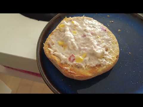 MongoTV_8449 - Min Frokost - Ristet MØLLEHJUL BOLLE Med TUNSALAT