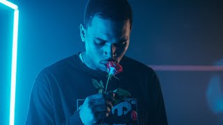 Download lagu Chris Brown – Left Behind | Lyrics Video  mp3