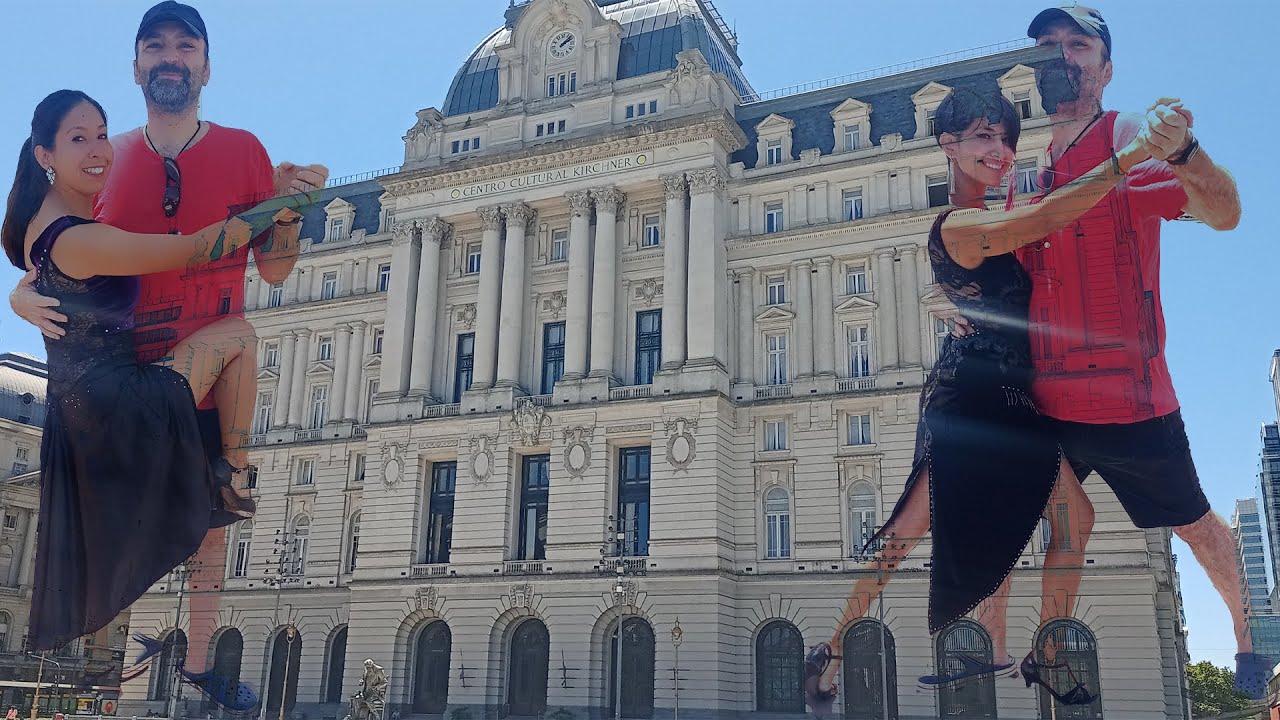 Arjantin'de Florida Caddesi ve Mujer Köprüsü