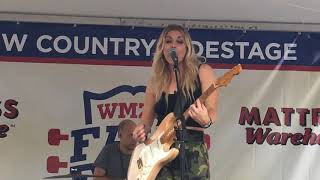 &quot;Champagne&quot; - Lindsay Ell