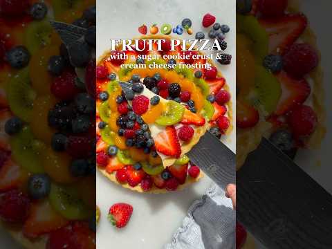 Fruit Pizza: Click the link in my bio and then select the photo to get the recipe ❤️