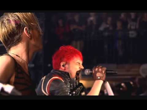 My Chemical Romance - We Will Rock You live 2011