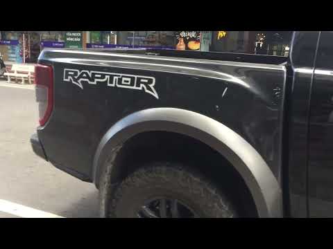 Review ford raptor car