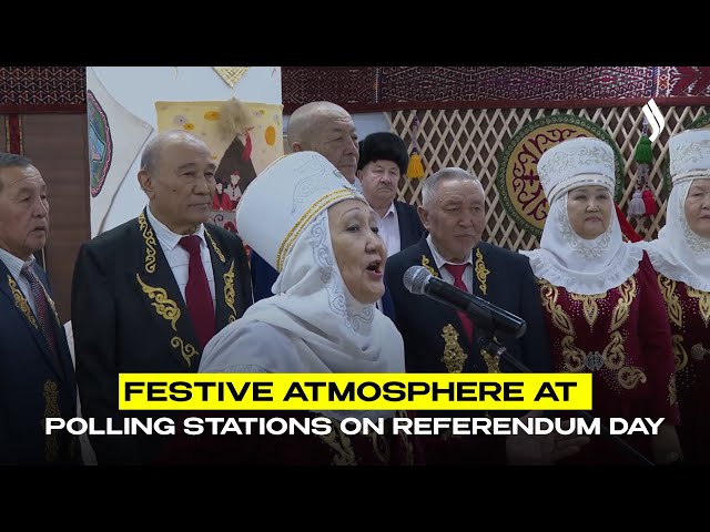 Festive atmosphere at polling stations on referendum day