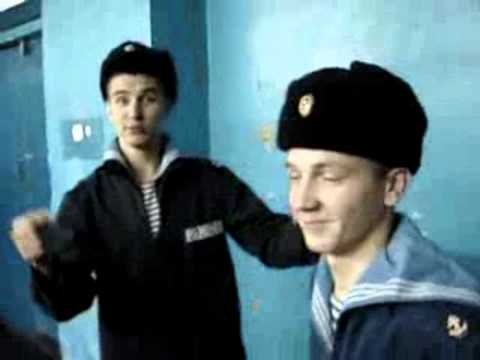 Я солдат. Поют курсанты моряки. Юмор I'm A  Soldier. Russian Navy Cadets Are Singing. Pozitive Humor