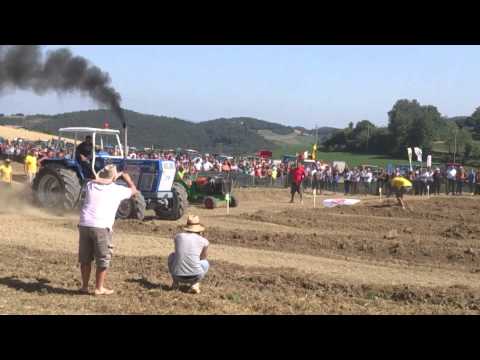 JONNY 82 maserati vincente aTRACTORFEST ZOCCA 2013