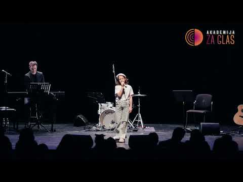 Zmaji (Tabu) - Zoja Babnik