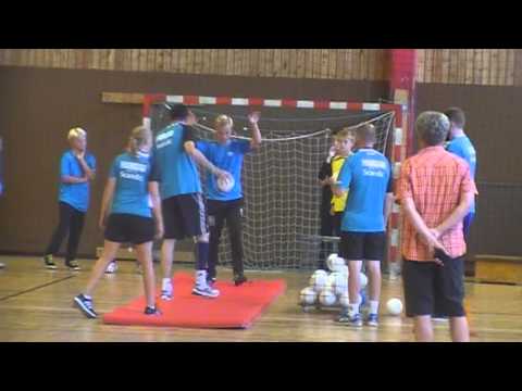 Trailer till Tina Flognmans Handbollsskola 2014