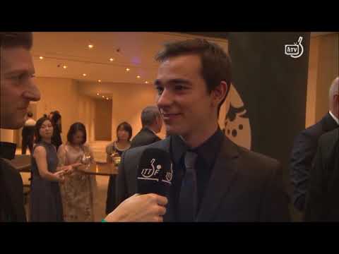 Hugo Calderano no ITTF Star Awards - Tênis de Mesa