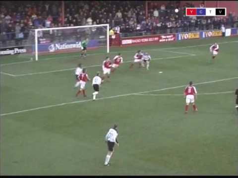 ARCHIVE: York City 3 Crawley Town 1 - 18.12.04