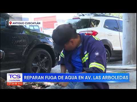 ANDA repara fuga de agua potable en Antiguo Cuscatlán. TCS