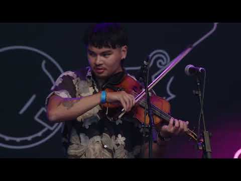 Crying Uncle   play Do It Again at Bluegrass in La Roche 2025