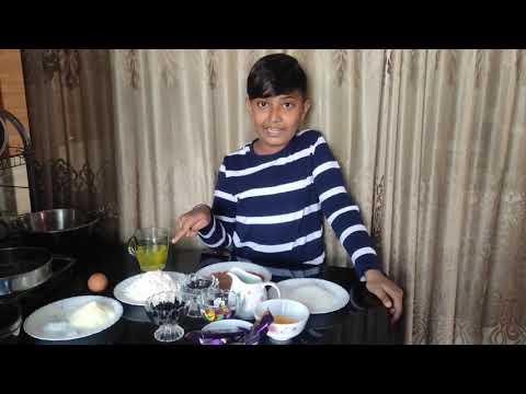 Najat & his cousin's,,, cake making.