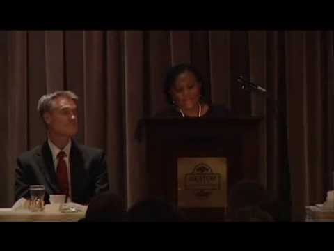 Willajeanne F. McLean accepts the Distinguished Service Award