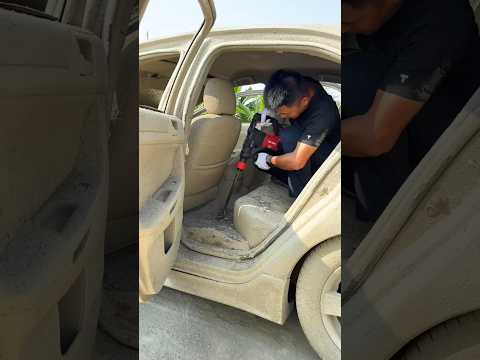 O carro mais sujo do Ronaldo! Meu pai limpou e a reação foi incrível! 😱✨#shorts