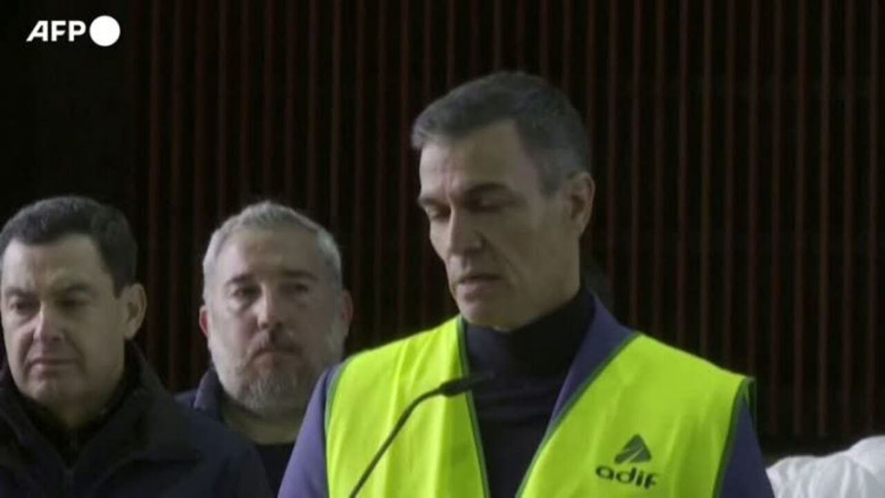 Sanchez: "Tre giorni di lutto ufficiale per l'incidente di Adamuz"