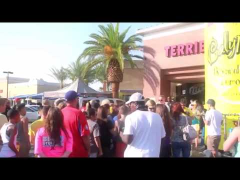 New World Record for Largest Glass of Lemonade