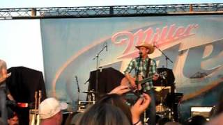 Dustin Lynch- Hurricane