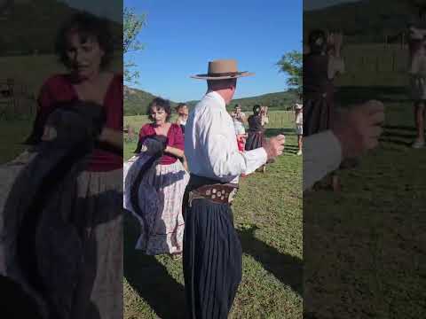 Taller de danzas folclóricas🇦🇷 a cargo de la Profesora Elba Abdala (Córdoba) estancia Guayascate