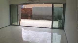 preview picture of video 'Apartments For Rent in Melbourne Hampton East Apt 2BR/2BA by Property Management in Melbourne'