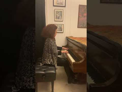 Gila Goldstein plays Misha Segal  ״עד סוף הקיץ״ ו ״יליד הארץ״