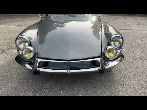 Citroen DS Pallas - 5-speed, A/C, 1967, Gris Palladium - Oldenzaal Classics