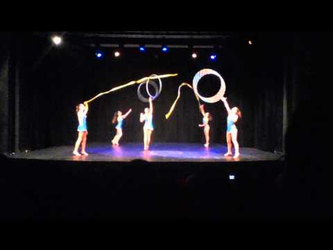 Alizée, Sixtine, Marine, Lucie, Océane ruban cerceau