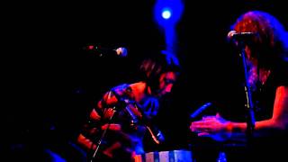 Cups - Lulu and the Lampshades