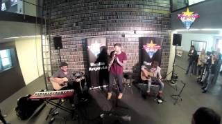James Arthur LIVE (You&#39;re Nobody &#39;Til Somebody Loves You / Impossible) @ Radio Argovia