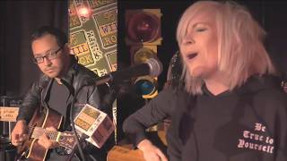 The Nearly Deads - Live and Dead (My Evil Ways &amp;  Free Fallin&#39;)