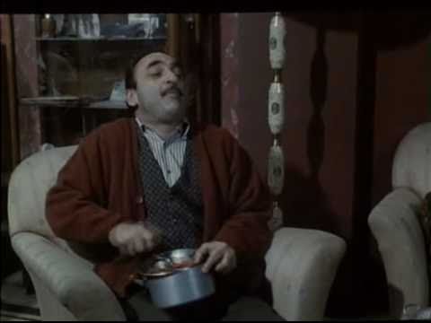 Parenti Serpenti - Si chiama Mario e fa il vigilantes